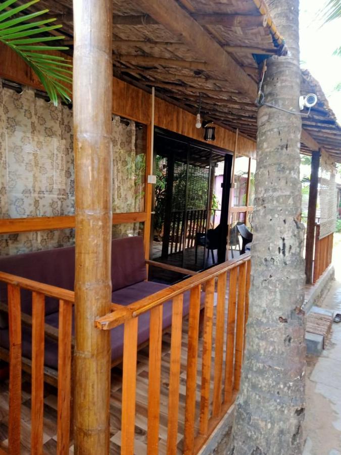 Hotel Namaste Beach Huts Patnem Beach Exterior foto